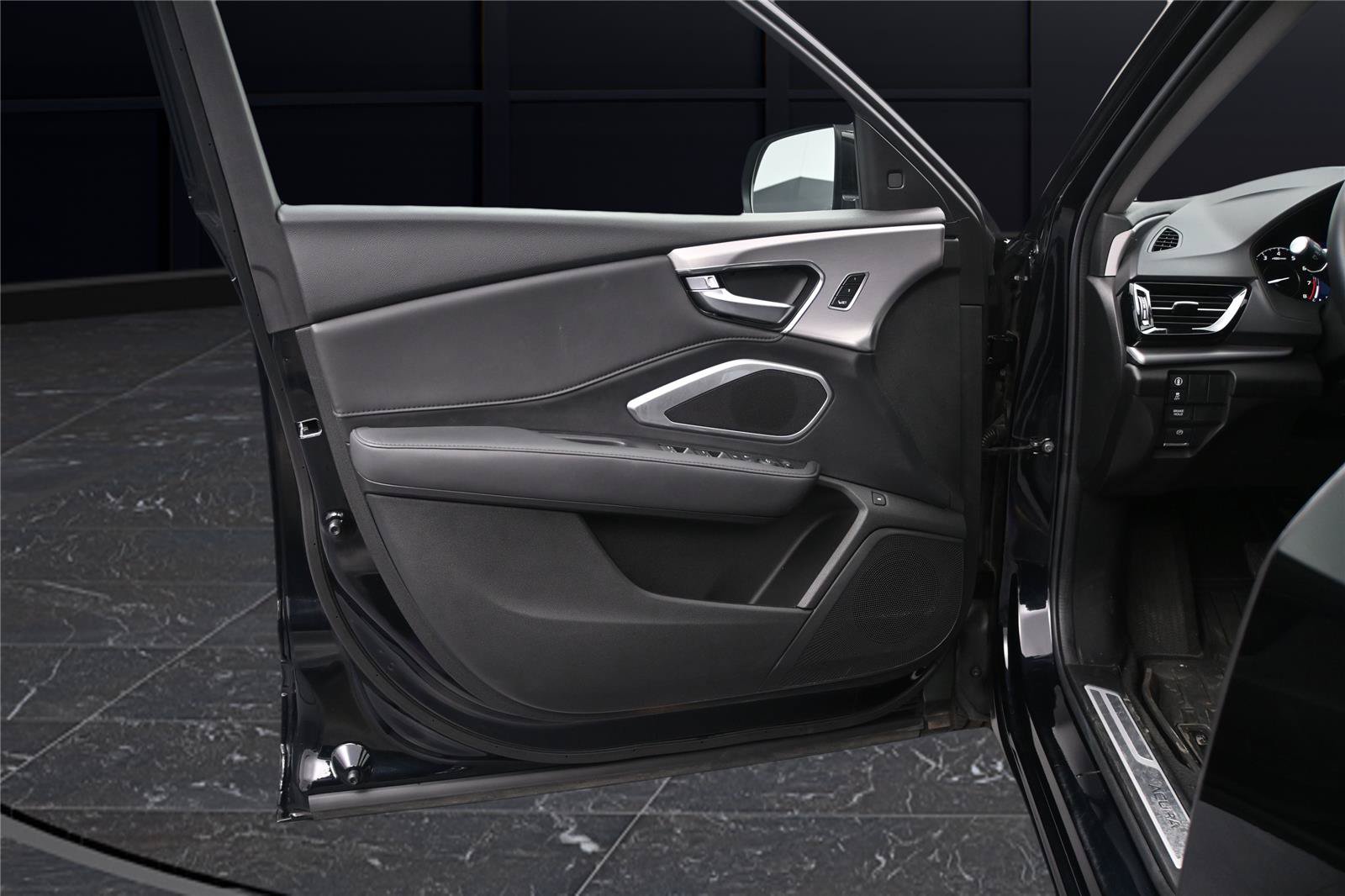 Certified 2024 Acura RDX SH-AWD image 9