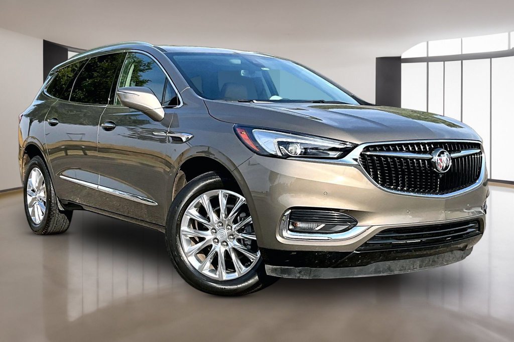 Used 2020 Buick Enclave Premium w/ Surround and Sites Package FWD image 11
