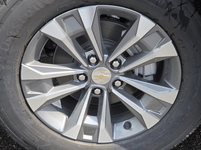 New 2027 Chevrolet Equinox LT w/ Convenience Package II FWD image 10