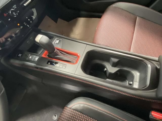 New 2026 Nissan Kicks SR w/ Cold Weather Package FWD image 17