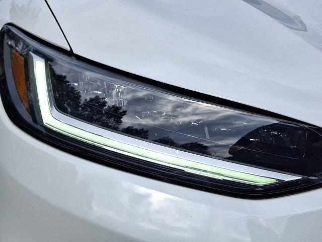 Used 2026 Honda HR-V LX image 9