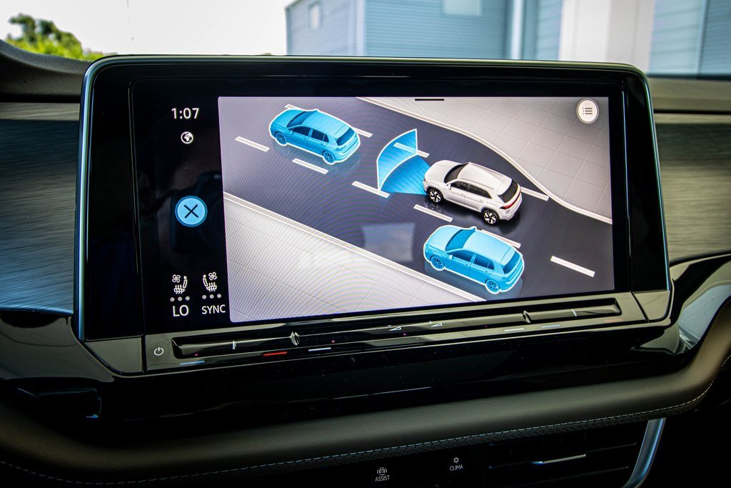 New 2026 Volkswagen Atlas Cross Sport SE image 6