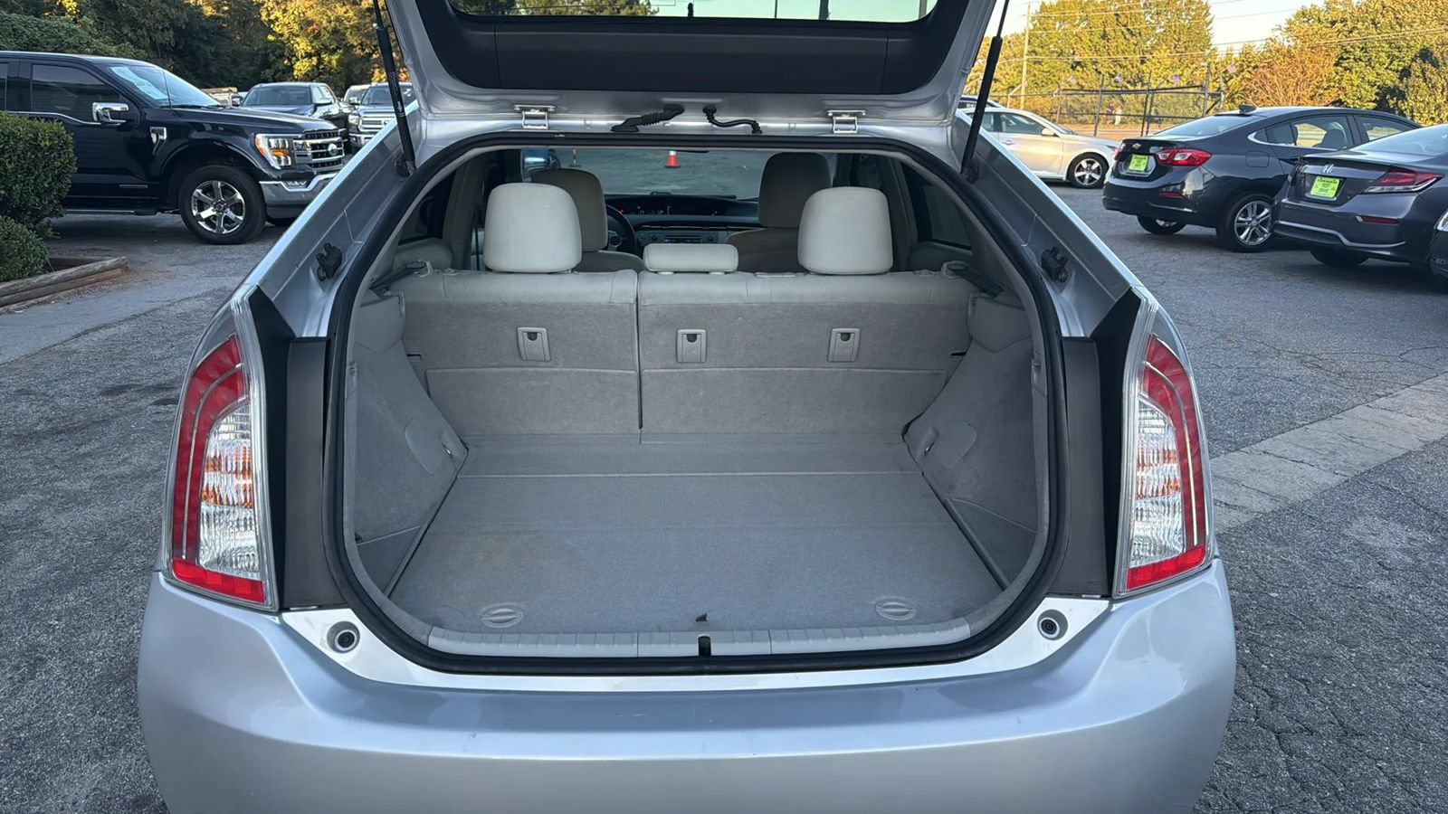 Used 2014 Toyota Prius Three FWD image 15