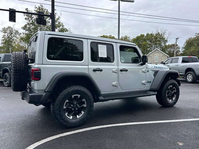 Used 2024 Jeep Wrangler Unlimited Rubicon 4xe w/ Technology Group AWD/4WD image 18