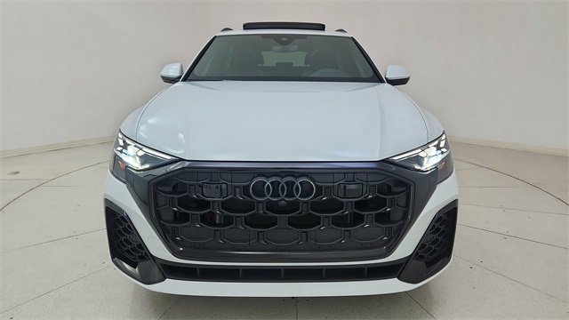Used 2025 Audi Q8 Prestige w/ Prestige Package image 13
