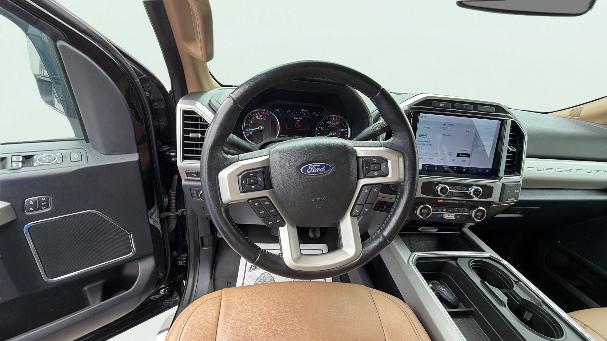 Used 2022 Ford F250 Lariat w/ Lariat Ultimate Package AWD/4WD image 19