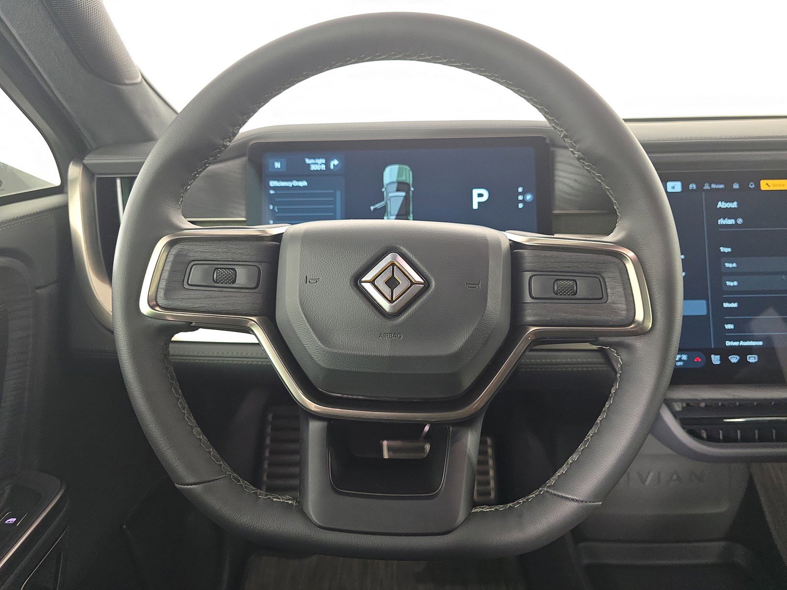 Used 2024 Rivian R1S Adventure AWD/4WD image 26