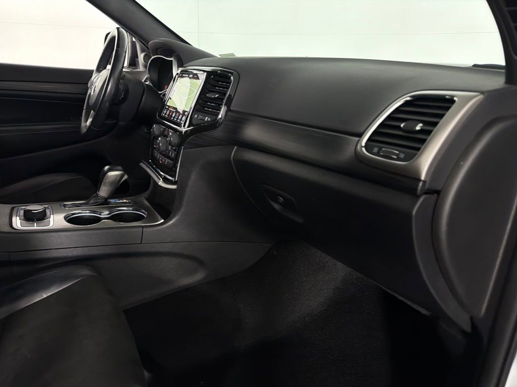 Used 2022 Jeep Grand Cherokee Laredo X AWD/4WD image 33
