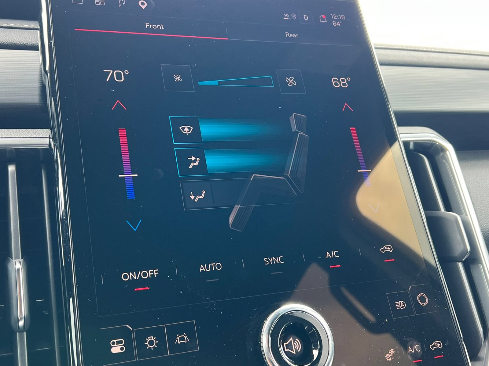 New 2026 GMC Acadia Elevation w/ Black Edition AWD/4WD image 28