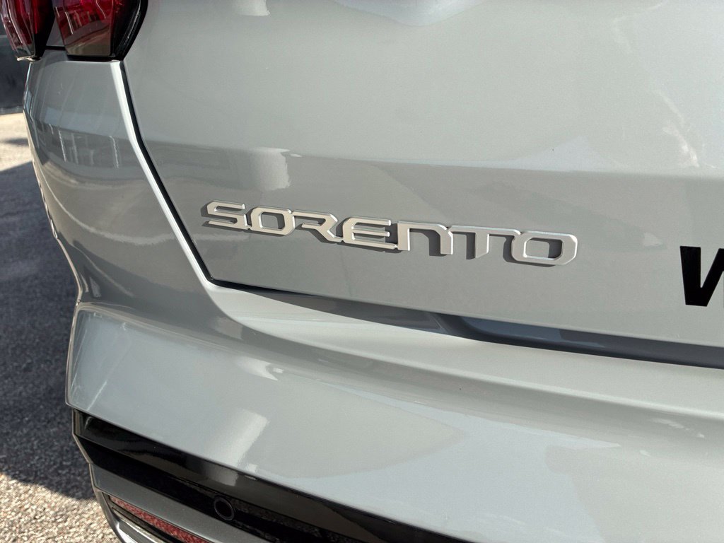 Used 2023 Kia Sorento SX AWD/4WD image 15