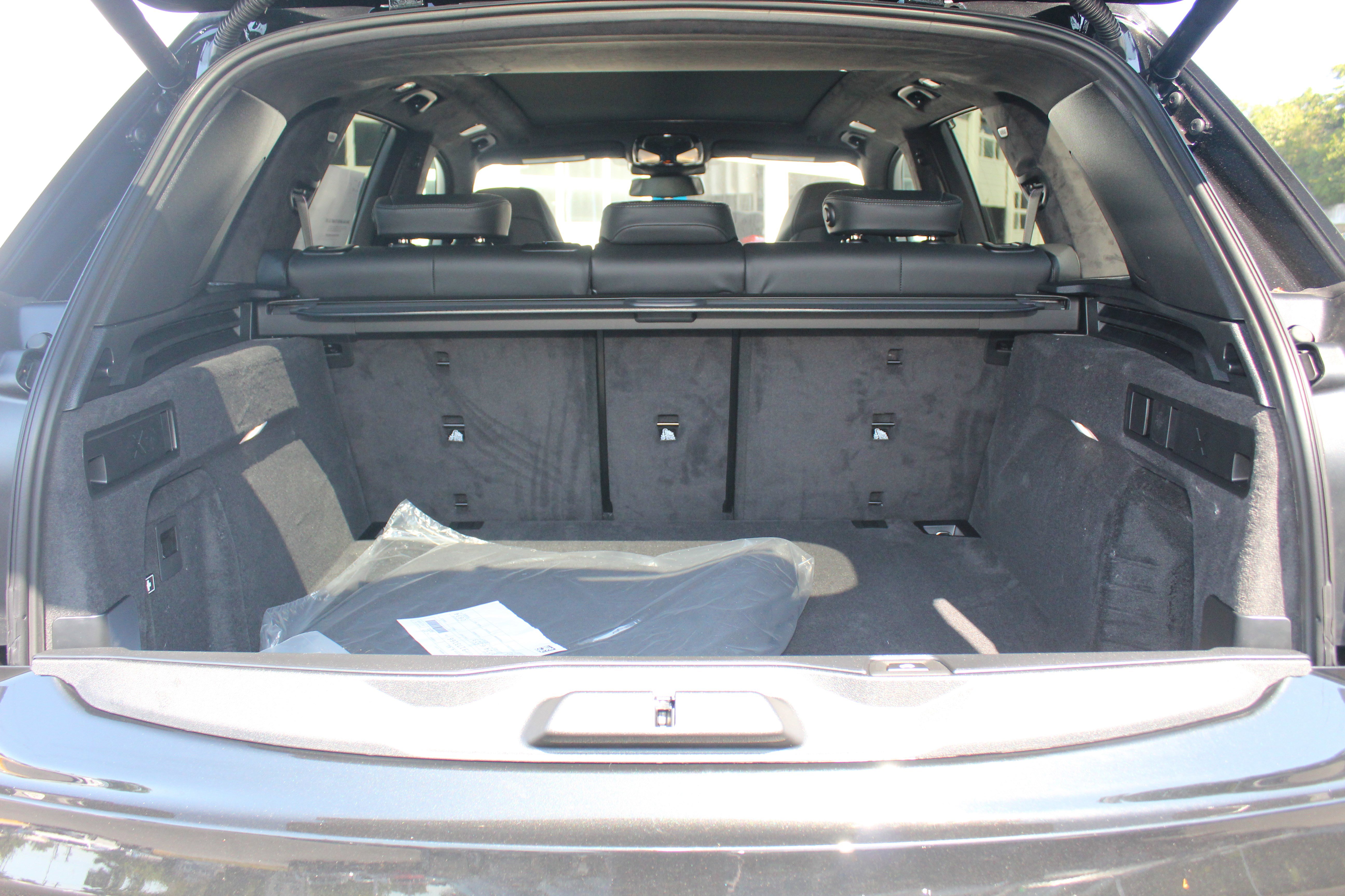 New 2026 BMW X5 M Competition w/ Executive Package image 7