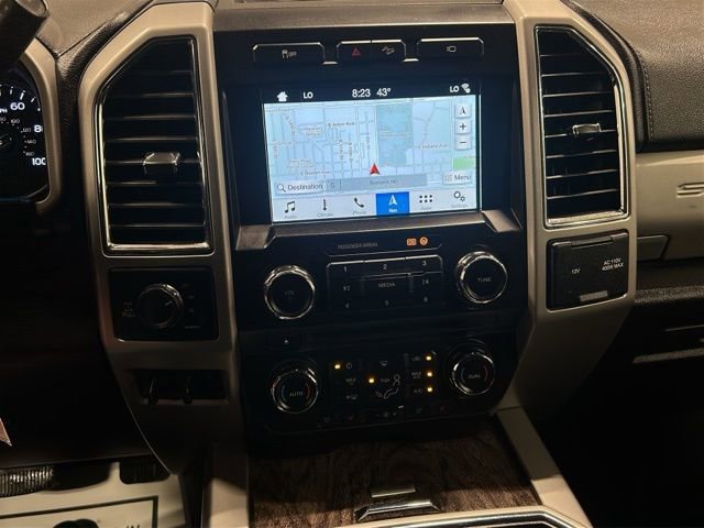 Used 2018 Ford F250 Lariat w/ Chrome Package image 16