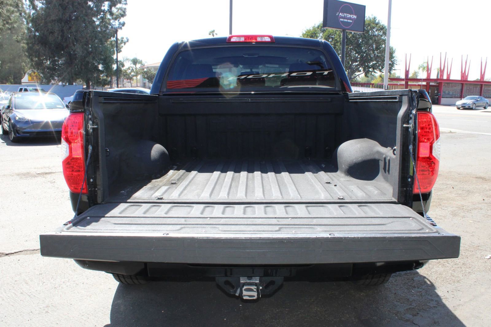 Used 2016 Toyota Tundra Limited w/ Limited Premium Package image 13