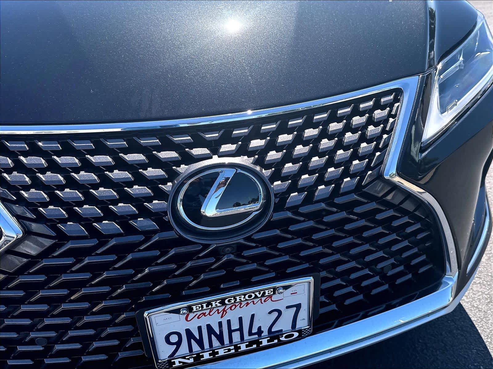 Used 2021 Lexus RX 350L Premium w/ Premium Package AWD/4WD image 35