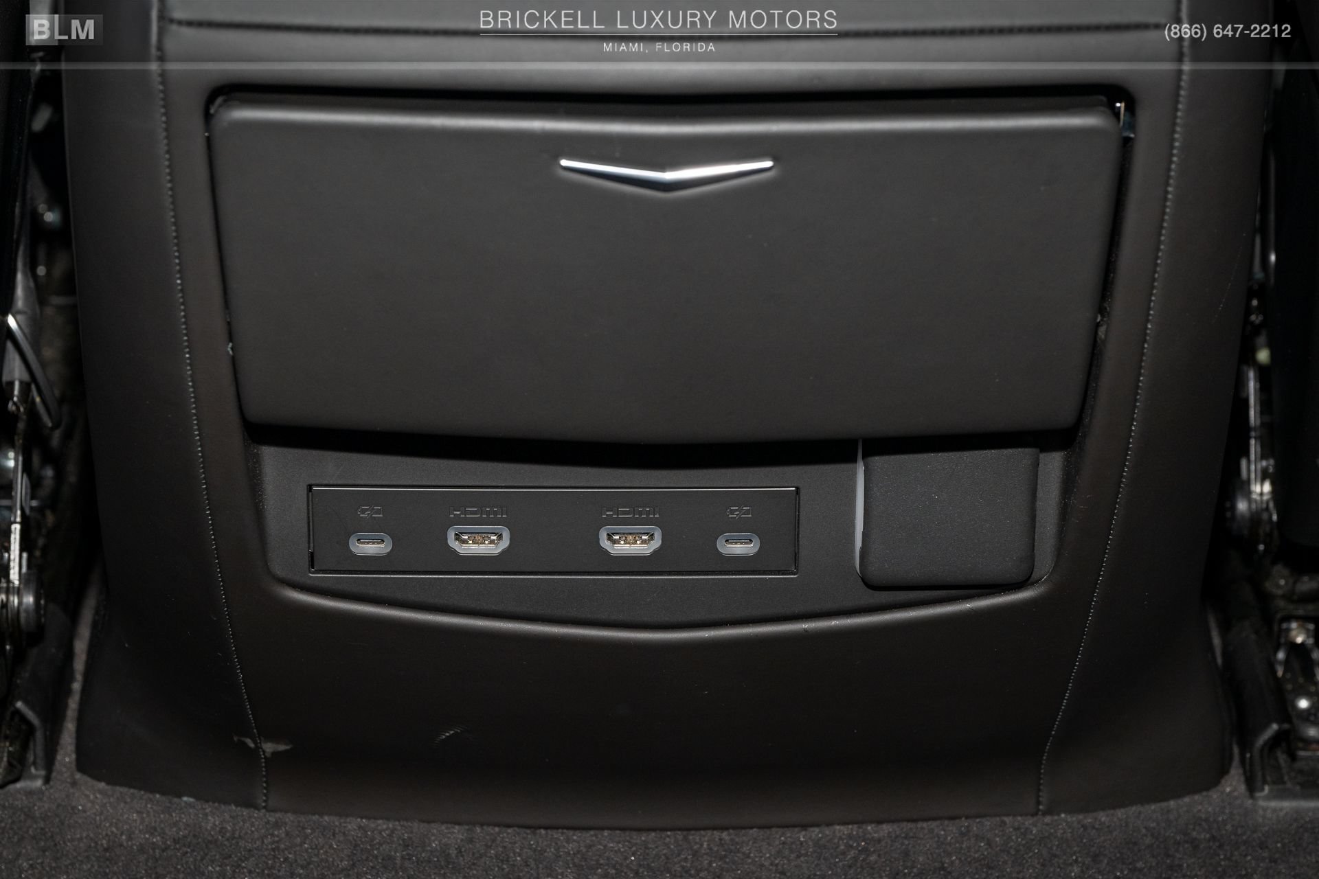 Used 2023 Cadillac Escalade V AWD/4WD image 28