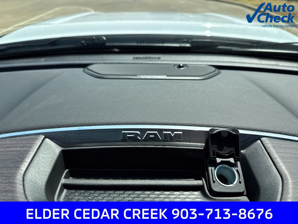 Used 2025 RAM 2500 Laramie AWD/4WD image 25