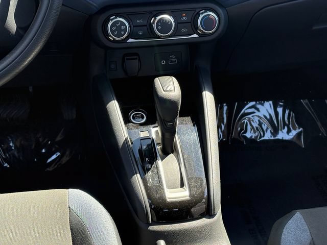 Used 2024 Nissan Versa SV FWD image 17