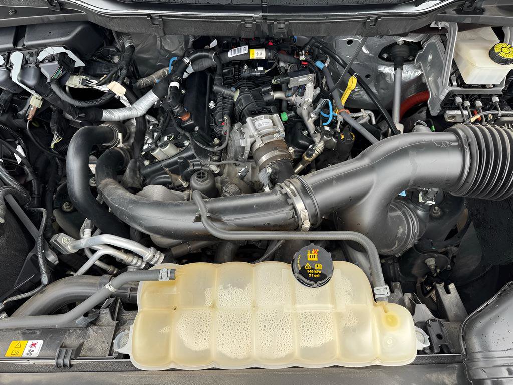 Used 2023 Ford F150 Lariat w/ Equipment Group 502A High image 10
