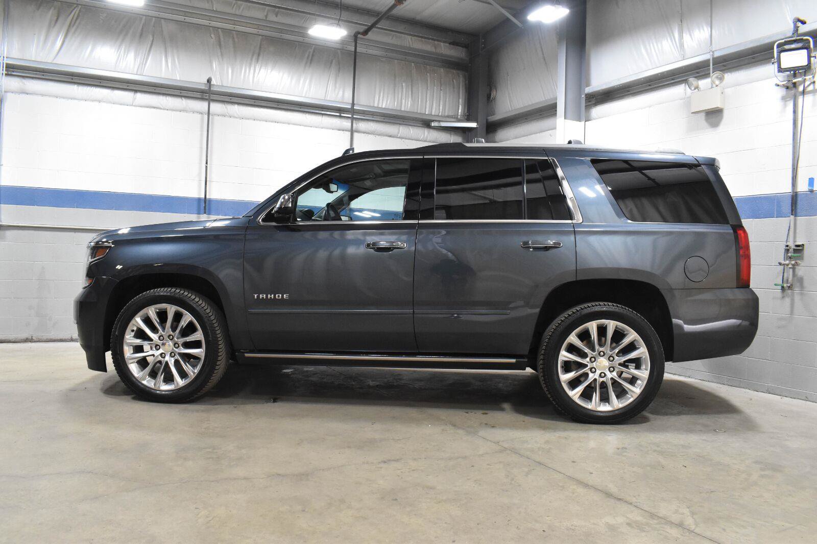 Used 2019 Chevrolet Tahoe Premier w/ Premier Plus Edition AWD/4WD image 23
