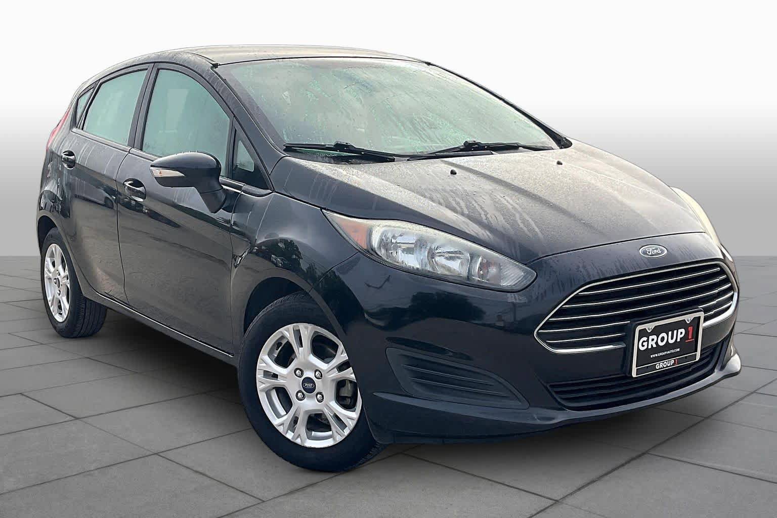 Used 2016 Ford Fiesta SE FWD image 3