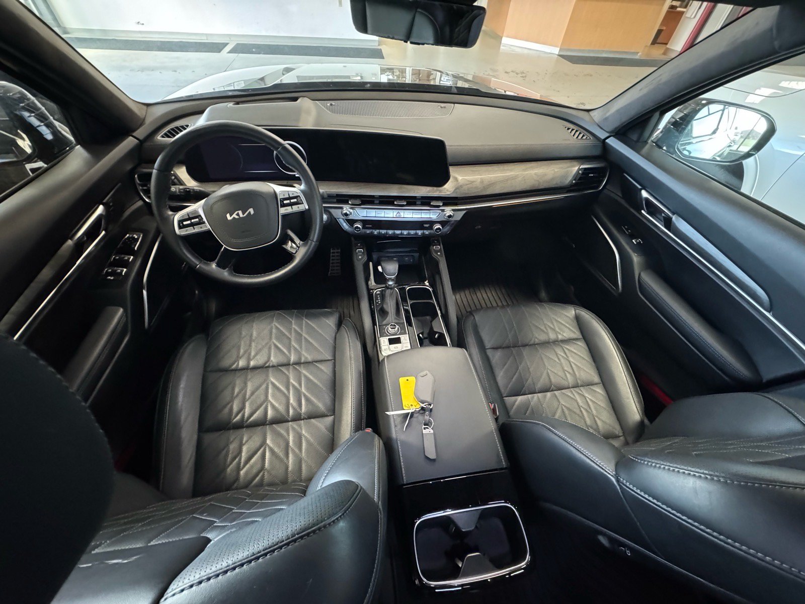 Used 2025 Kia Telluride SX Prestige X-Pro AWD/4WD image 16