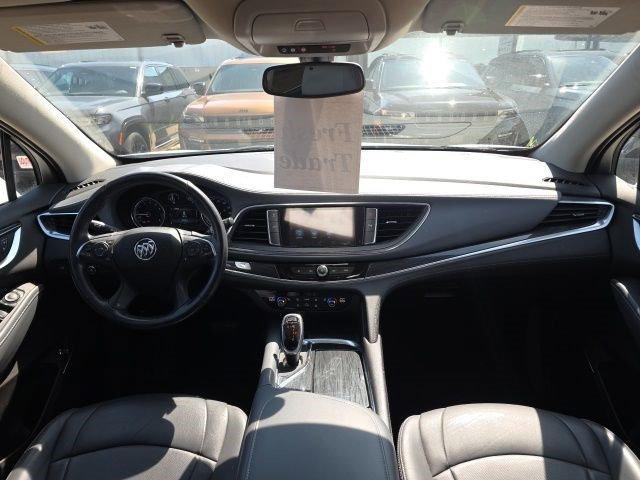 Used 2019 Buick Enclave Essence AWD/4WD image 17