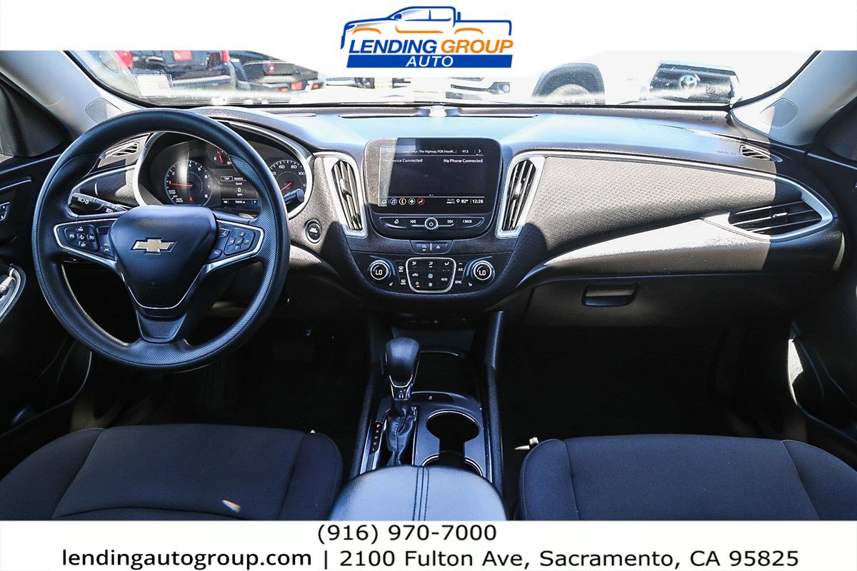 Used 2023 Chevrolet Malibu LT FWD image 11