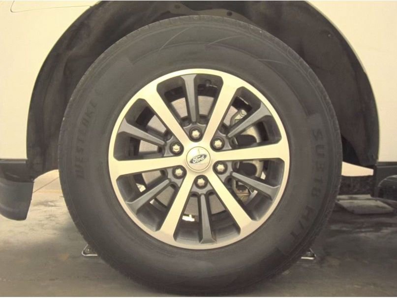 Used 2020 Ford Expedition XLT image 24