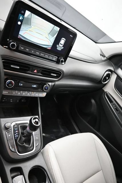 Used 2023 Hyundai Kona Limited FWD image 22