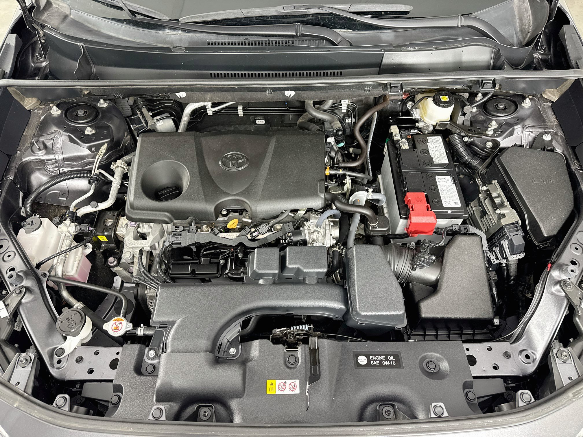 Certified 2024 Toyota RAV4 LE AWD/4WD image 29