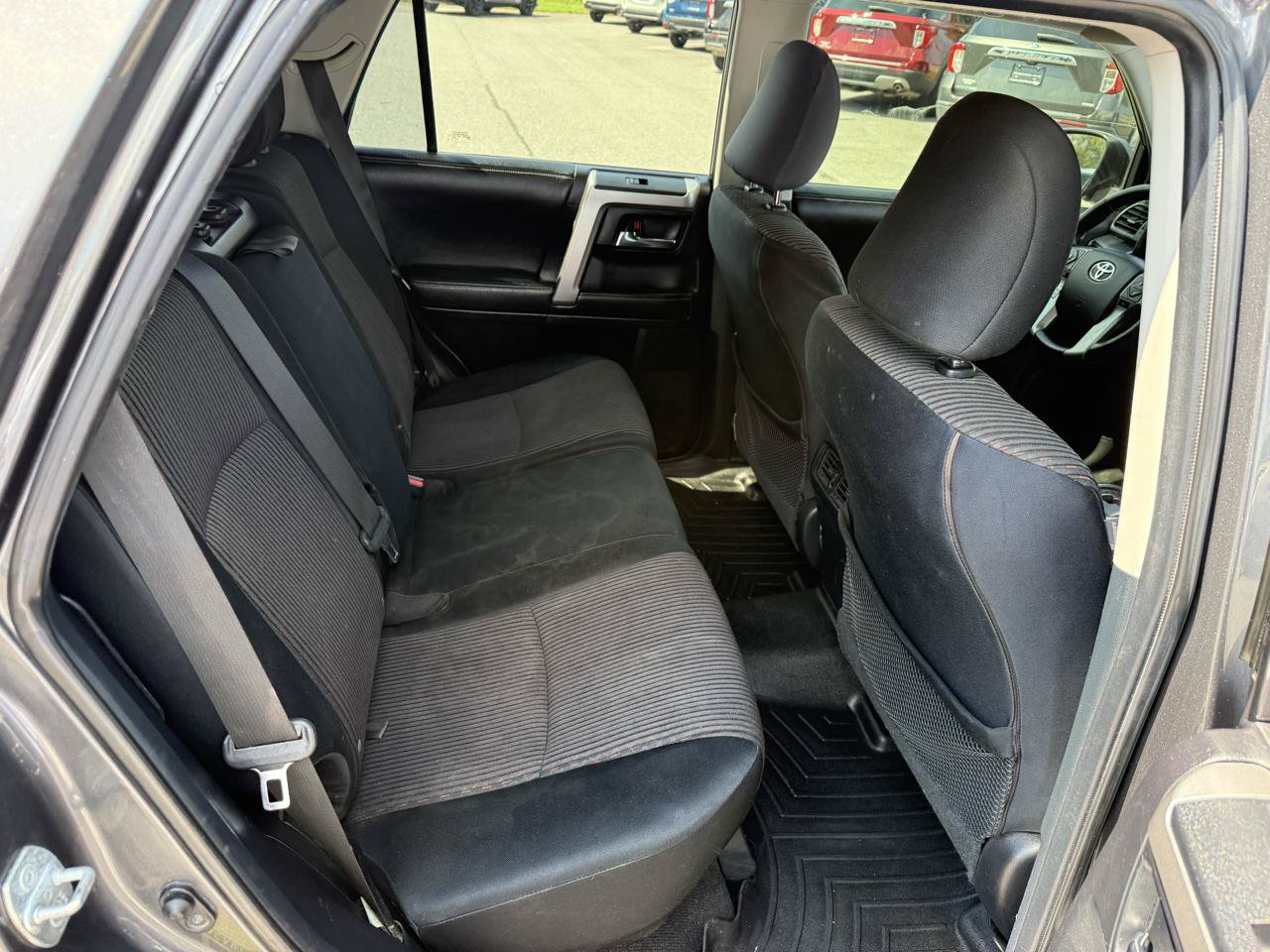 Used 2014 Toyota 4Runner SR5 RWD image 18