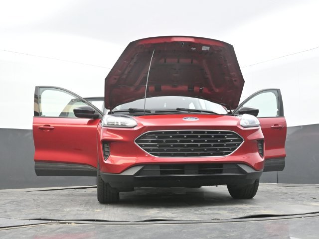 Used 2022 Ford Escape SE w/ SE Sport Appearance Package FWD image 66