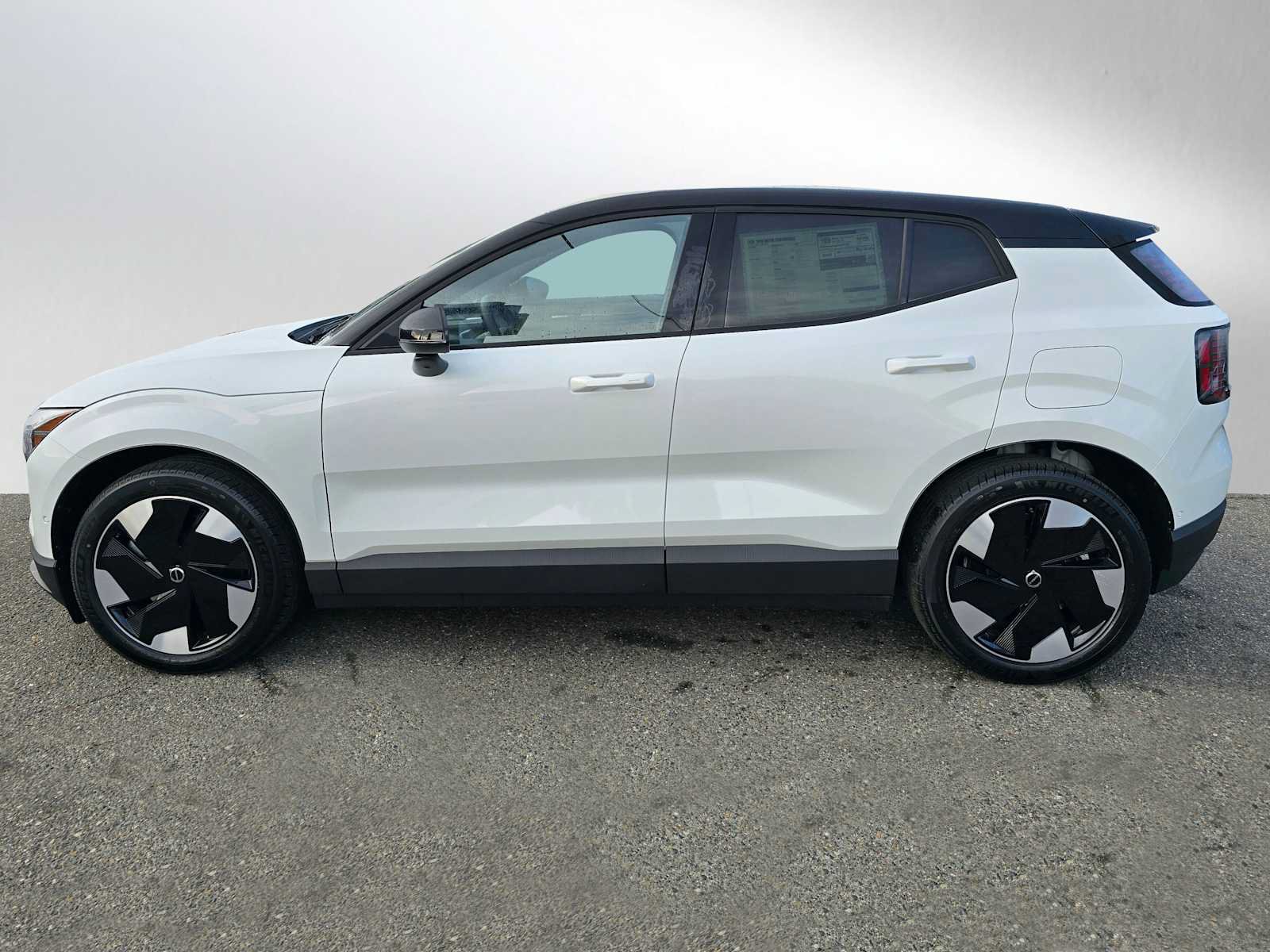 New 2026 Volvo EX30 Ultra w/ Protection Package AWD/4WD image 6