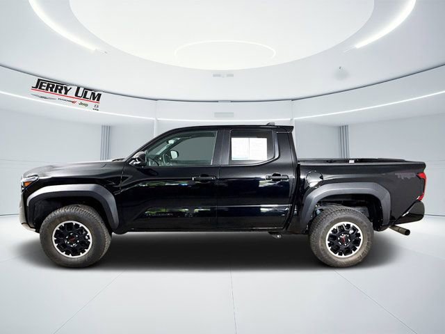 Used 2024 Toyota Tacoma TRD Off-Road image 6