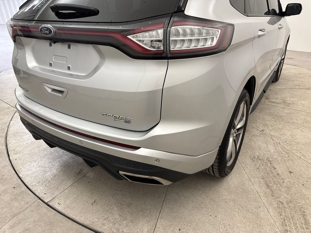 Used 2018 Ford Edge Sport w/ Technology Package AWD/4WD image 23