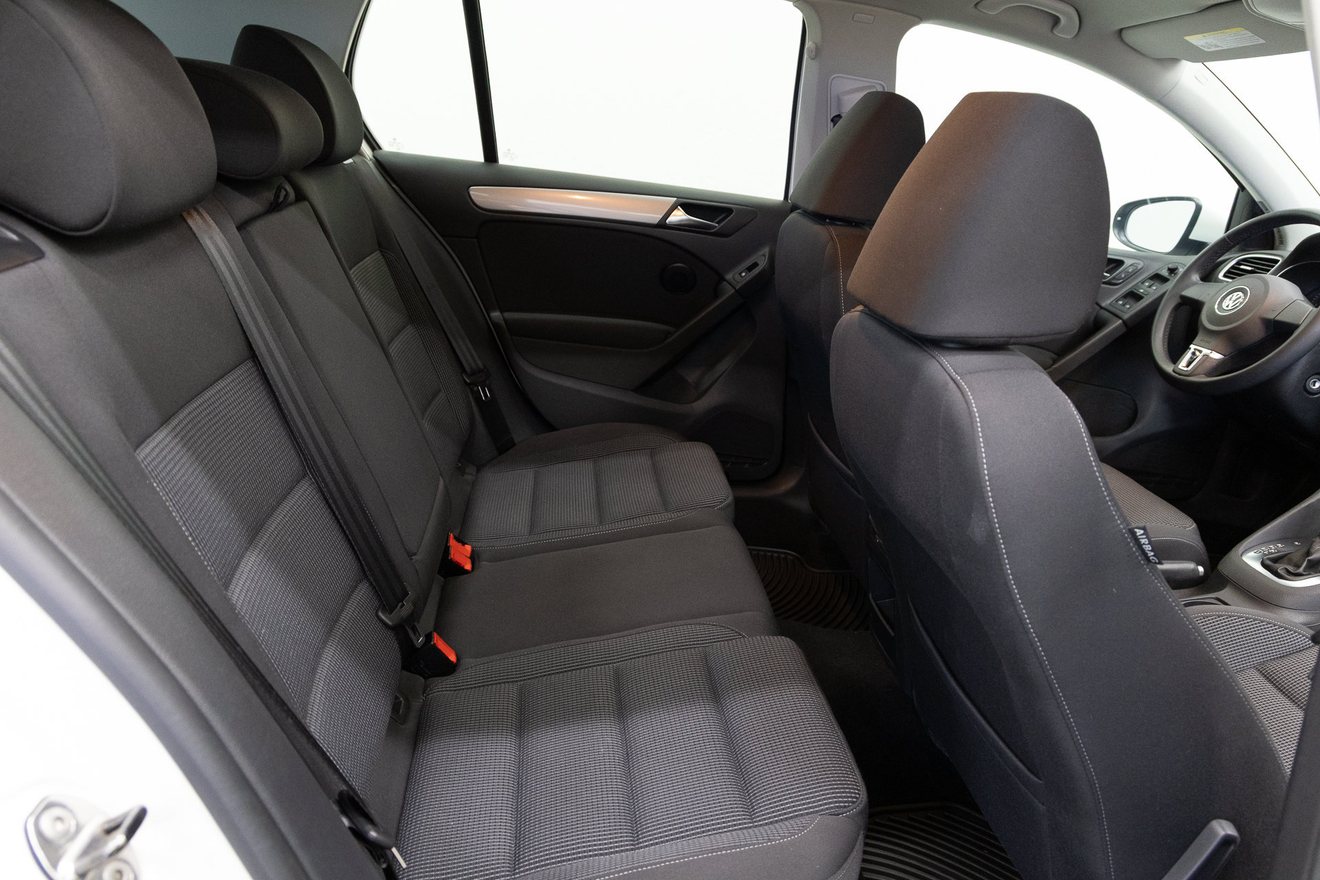 Used 2013 Volkswagen Golf 4-Door FWD image 20