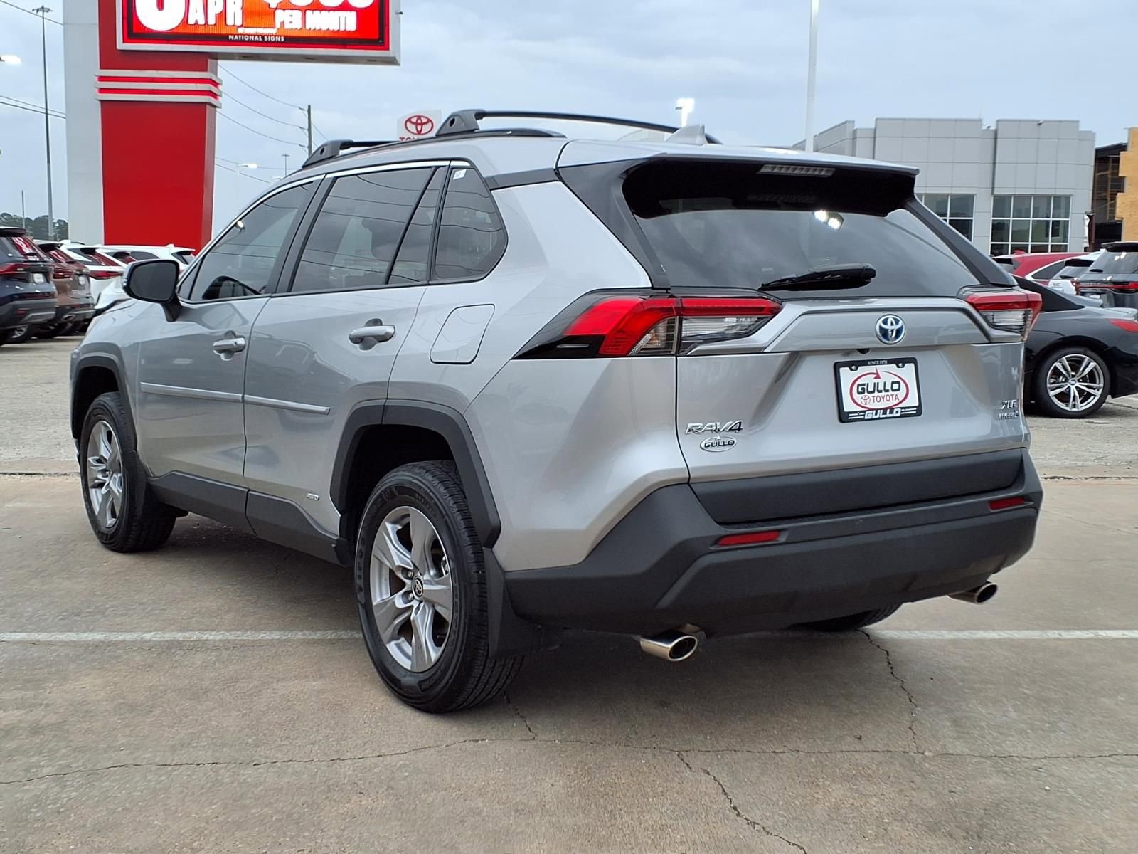 Certified 2023 Toyota RAV4 XLE w/ Convenience Package AWD/4WD image 2