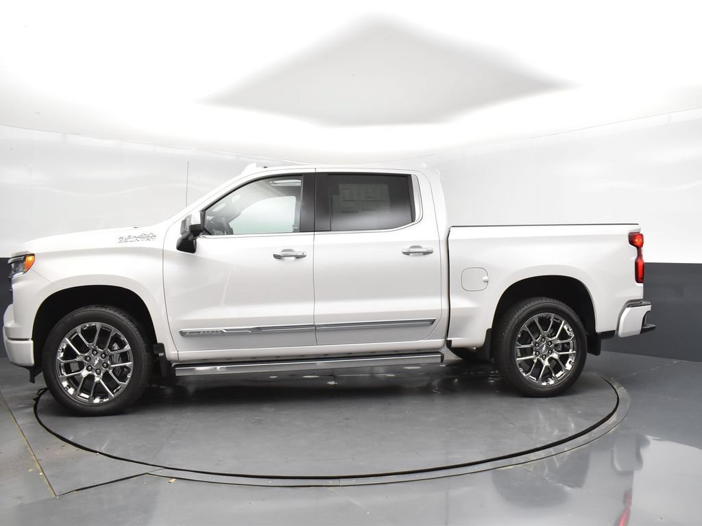New 2025 Chevrolet Silverado 1500 High Country AWD/4WD image 4