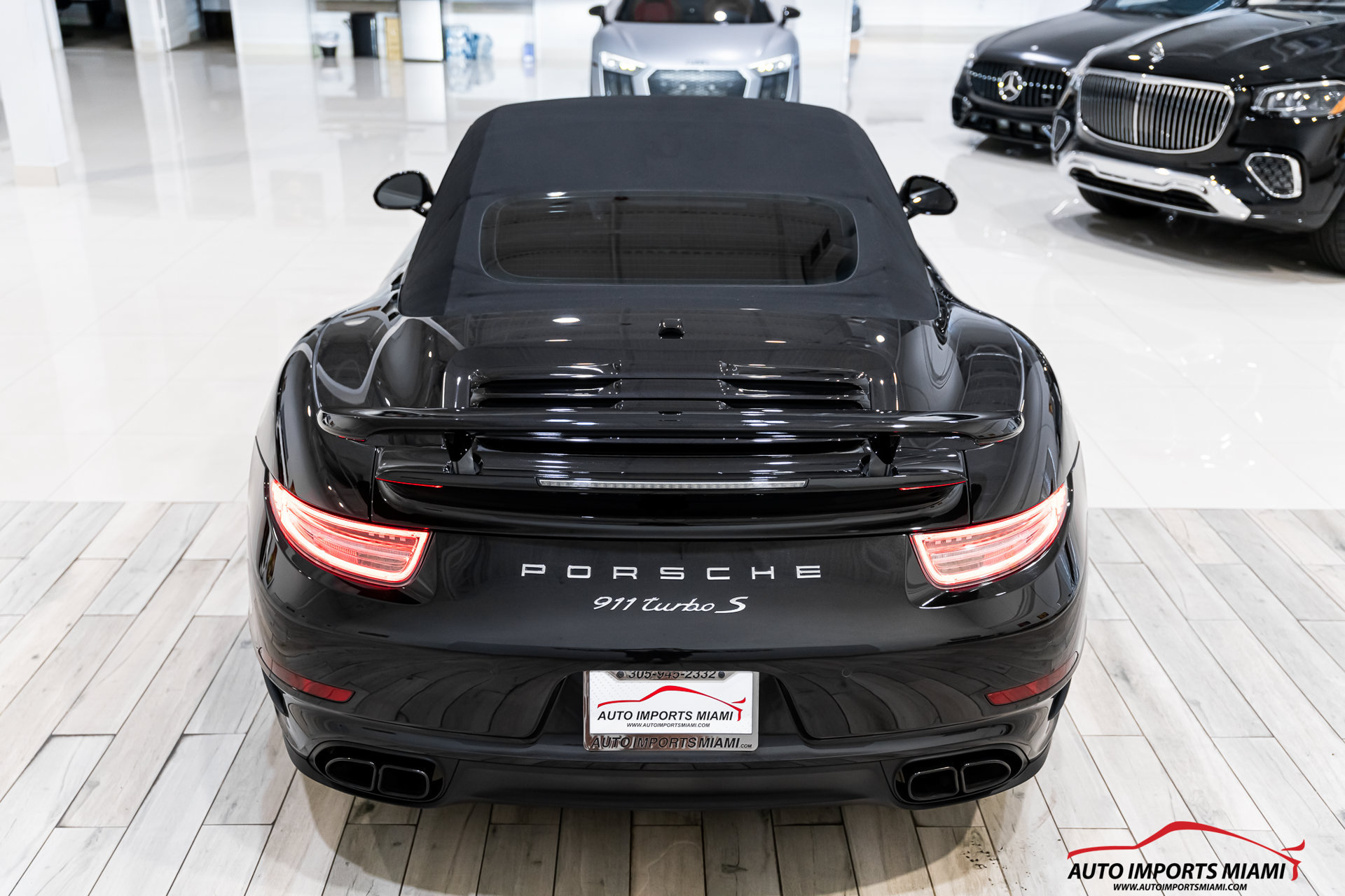 Used 2014 Porsche 911 Turbo S AWD/4WD image 41
