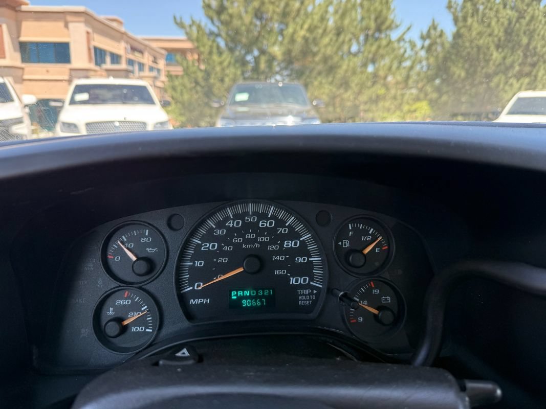 Used 2007 Chevrolet Express 1500 Passenger RWD image 24