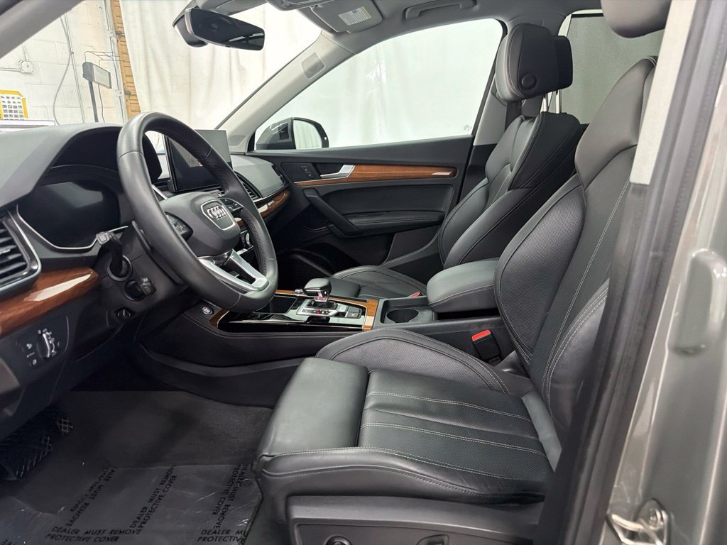 Used 2023 Audi Q5 2.0T Premium Plus AWD/4WD image 12