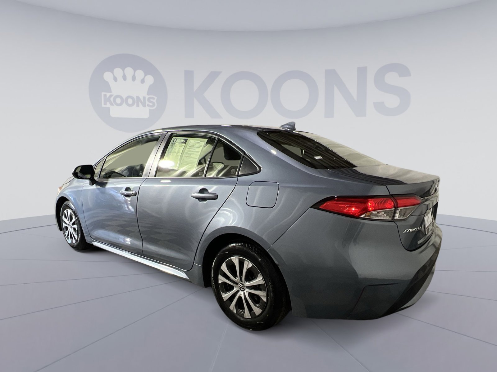 Used 2022 Toyota Corolla LE FWD image 8