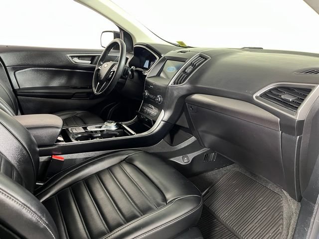 Used 2019 Ford Edge SEL w/ Equipment Group 201A AWD/4WD image 46