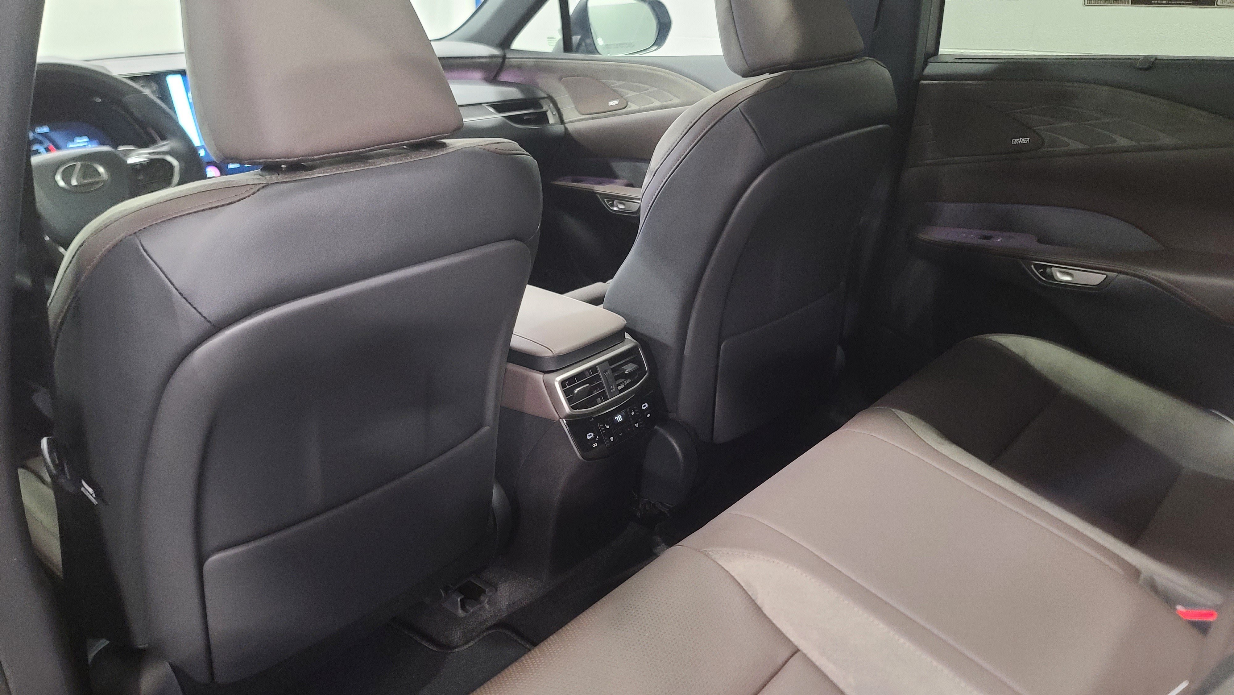 Used 2026 Lexus RX 350 AWD w/ Convenience Package image 34