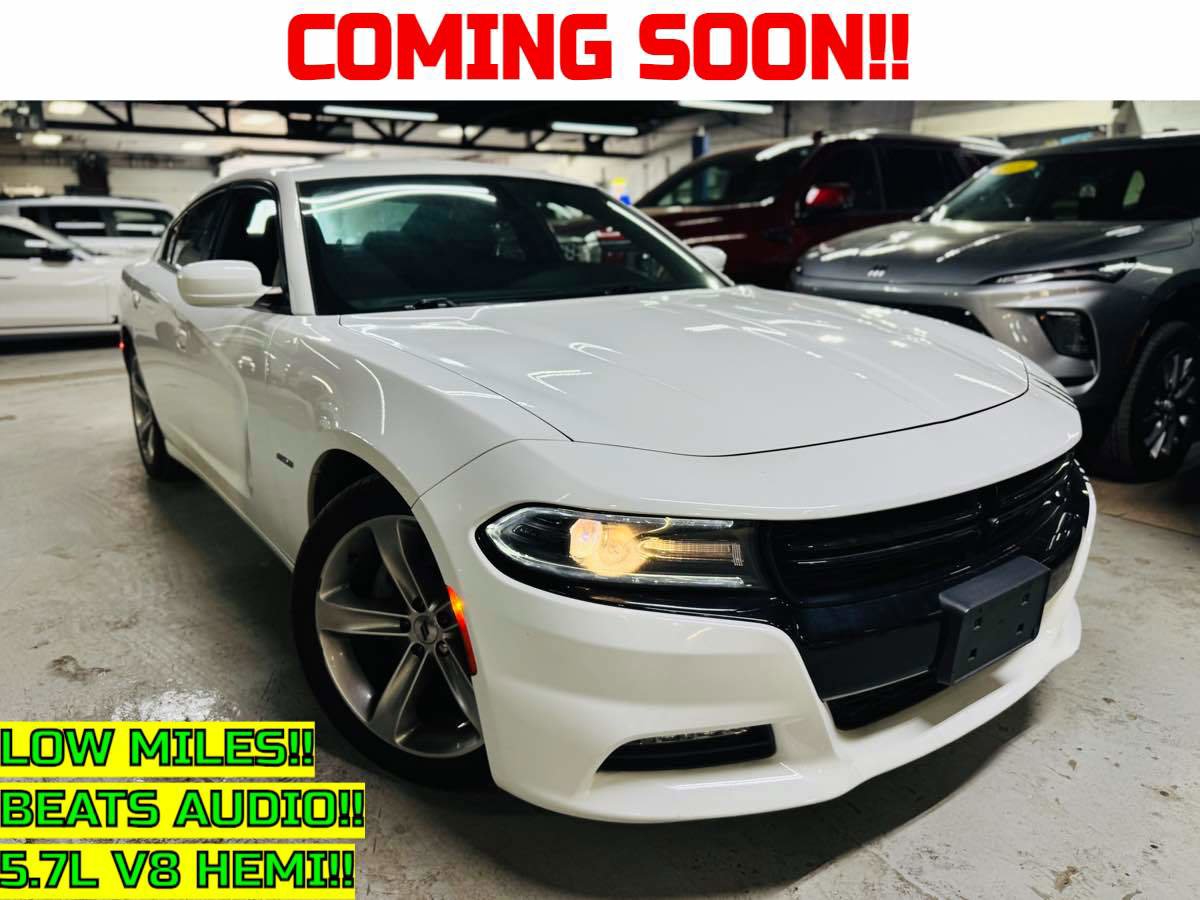 Used 2017 Dodge Charger R/T w/ Beats Audio Group RWD image 1