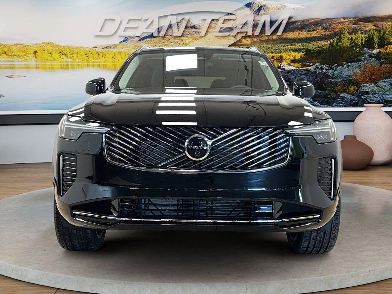 New 2026 Volvo XC90 B5 Plus w/ Protection Package AWD/4WD image 8