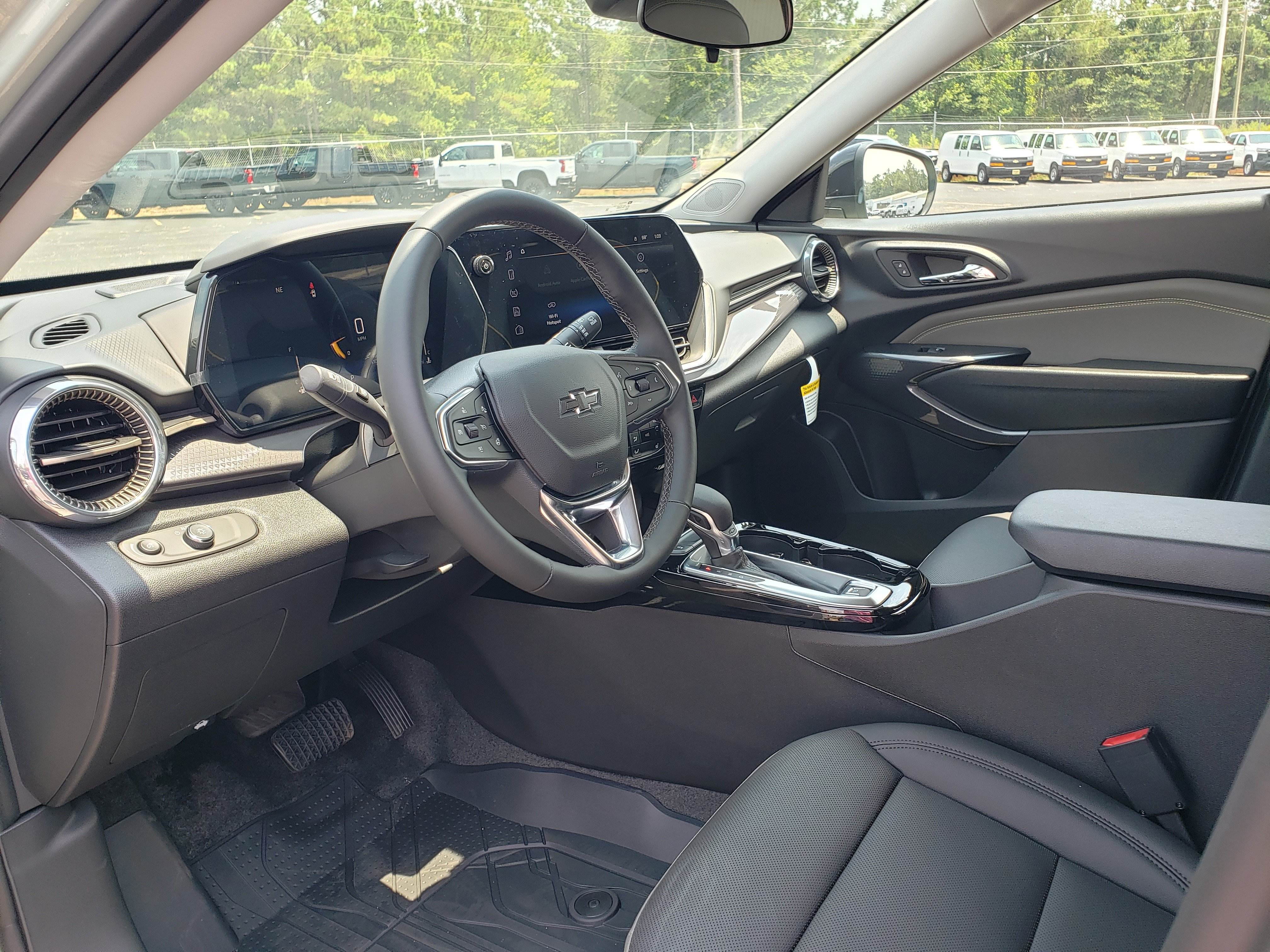 New 2026 Chevrolet Trax ACTIV w/ Driver Confidence Package FWD image 30