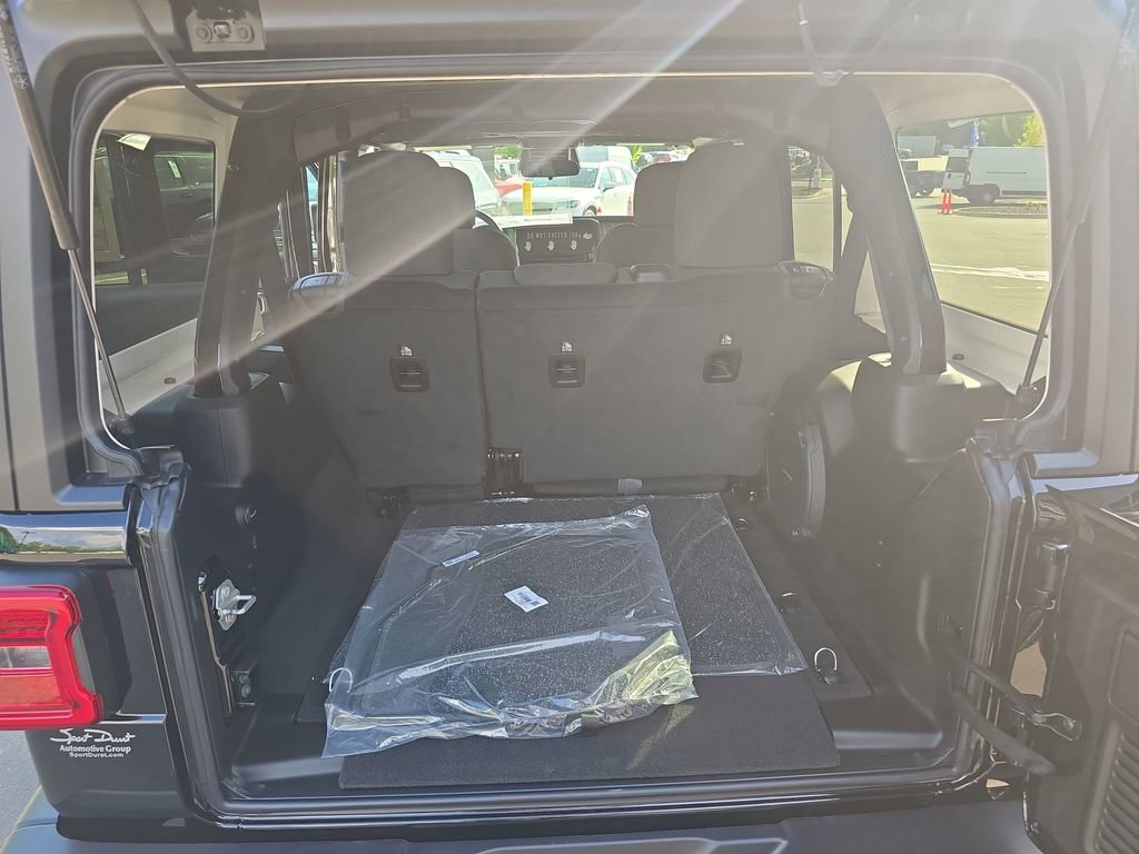 New 2026 Jeep Wrangler Unlimited Sport AWD/4WD image 13