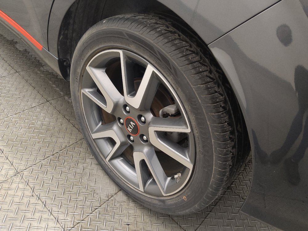 Used 2020 Kia Soul GT-Line FWD image 31