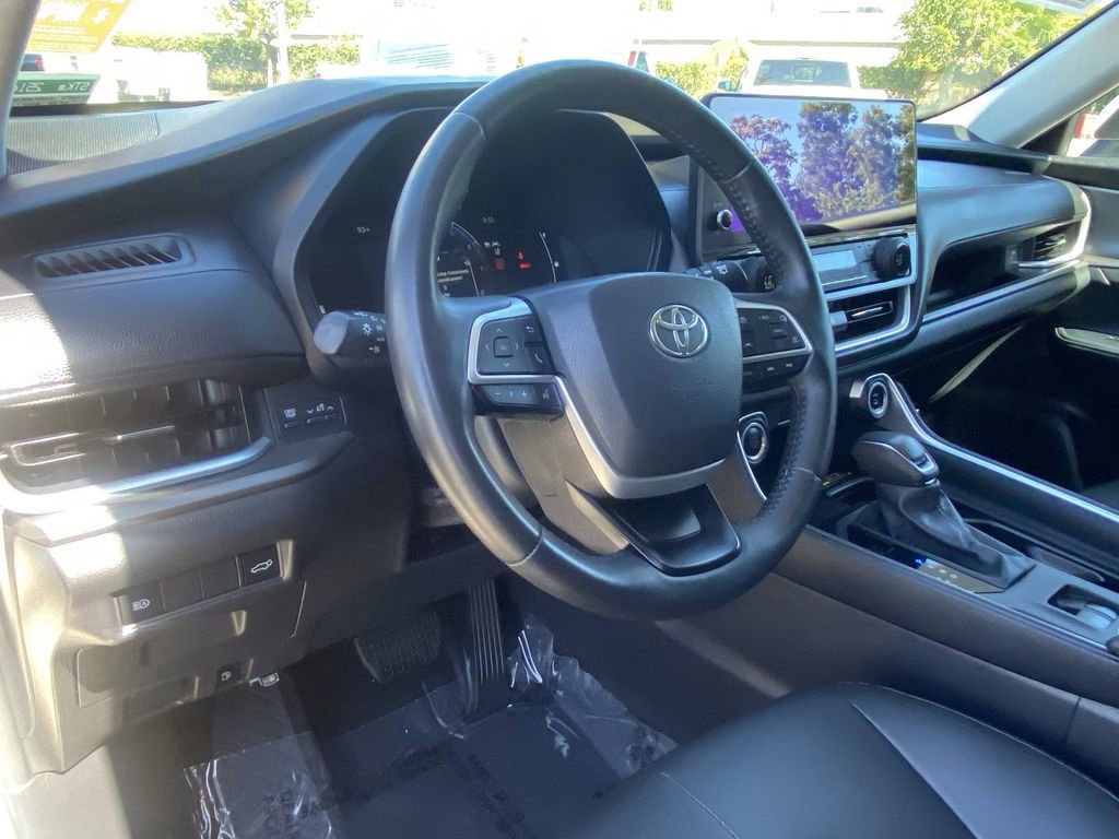 Certified 2024 Toyota Grand Highlander XLE image 22